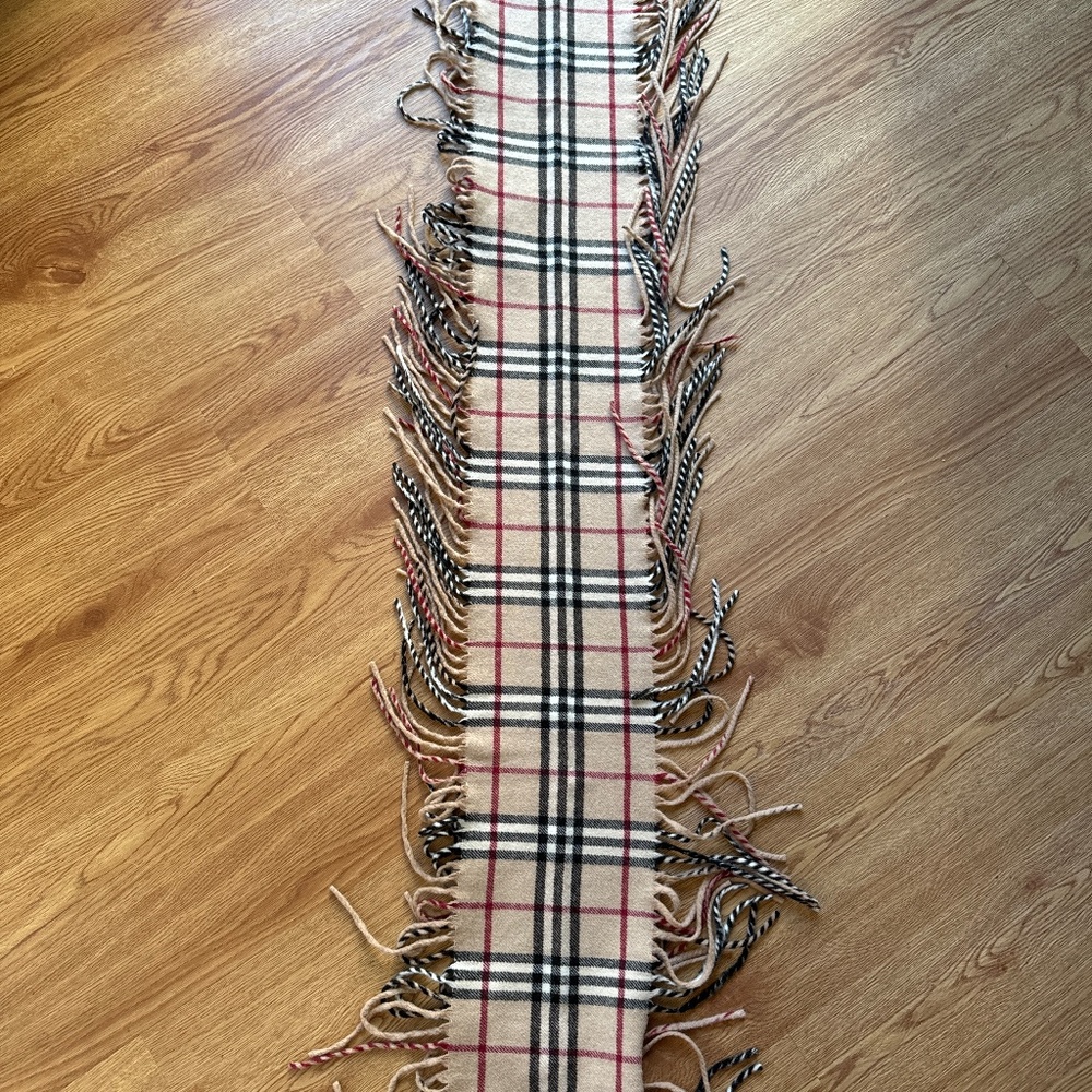 Authentic BURBERRY cashmere scarf